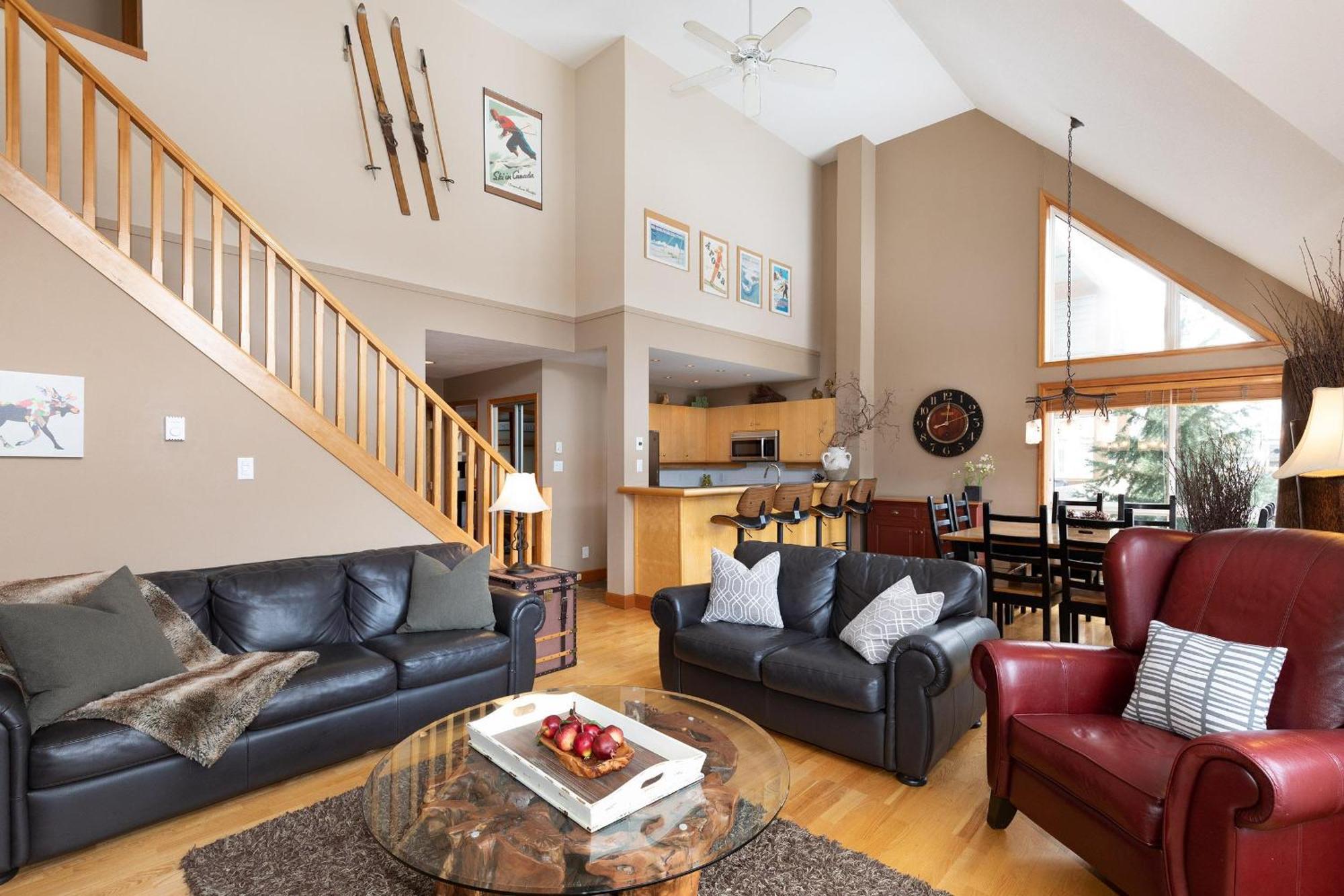 Alpine Greens 8 | Bright Townhome Near Blackcomb, Walk Or Shuttle To Skiing, Secure Parking Вістлер Екстер'єр фото